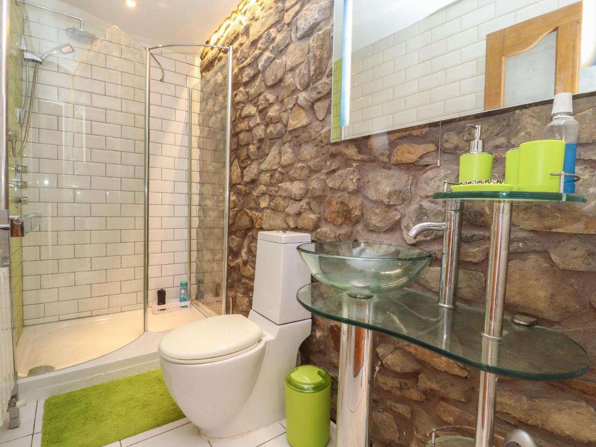 27 Green Road Wrexham Eksteriør bilde